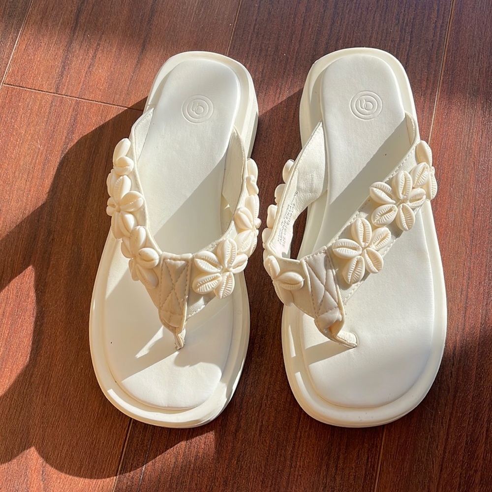 Urban outfitters sandals